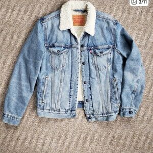 Levi's Sherpa Trucker Jacket Light Wash Men's Small